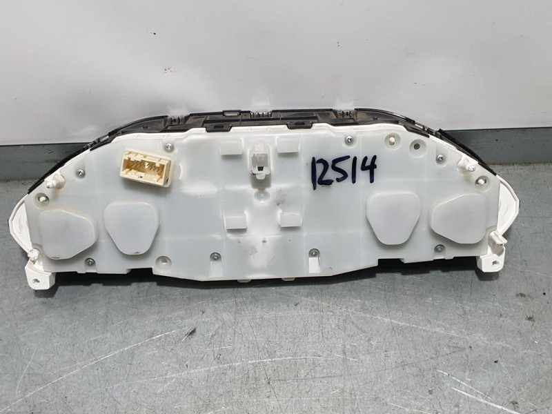 Recambio de cuadro instrumentos para peugeot 208 style referencia OEM IAM 981384878001  CRISTAL ROZADO