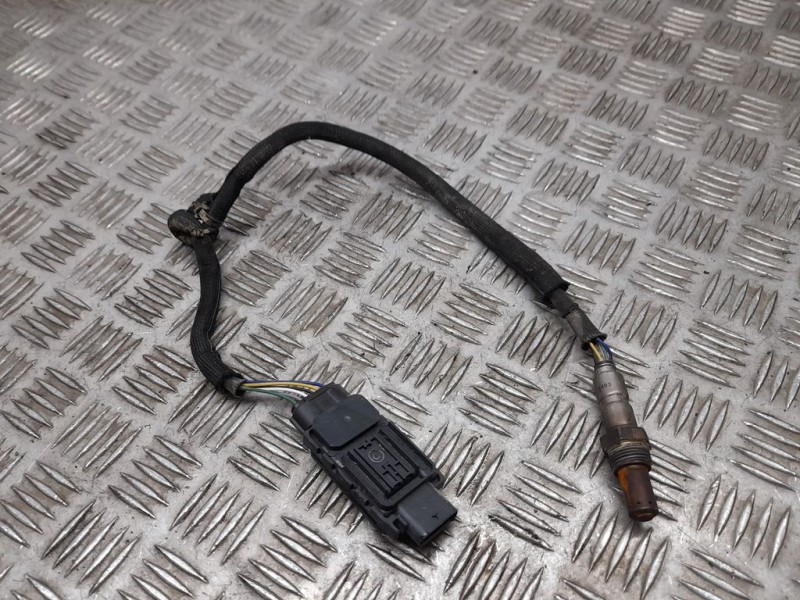 Recambio de sonda lambda para citroën c4 space tourer blue hdi 130 referencia OEM IAM 9811207180 0281006853 BOSCH