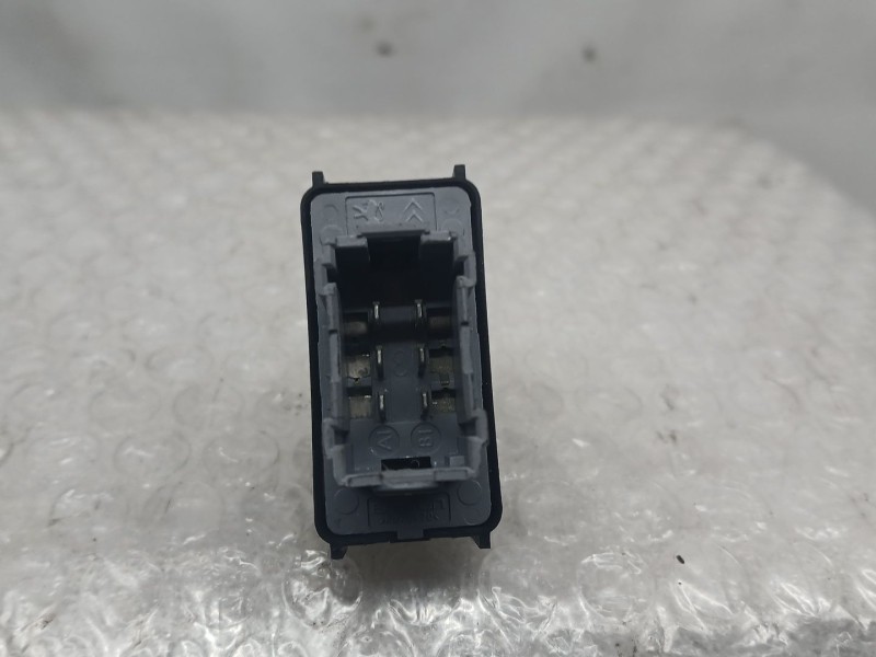 Recambio de mando elevalunas delantero derecho para citroën c3 comercial referencia OEM IAM 98016307ZD  