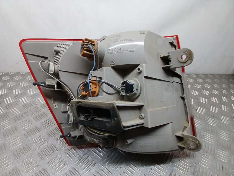 Recambio de piloto trasero derecho para skoda octavia combi (5e5) active referencia OEM IAM 5E9945096 00134199 ROZADO