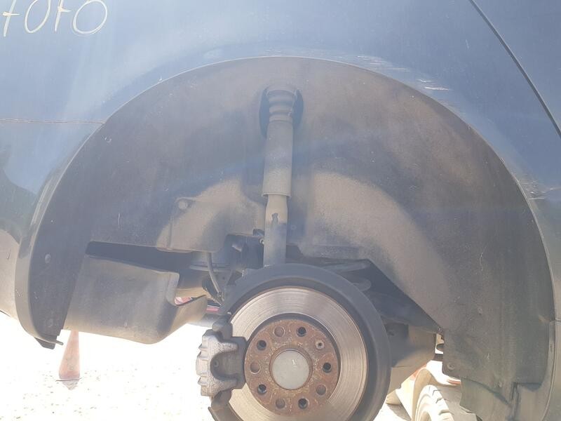 Recambio de plastico pase rueda tras. dch. para seat exeo (3r2) 2.0 tdi referencia OEM IAM 8E0810172C  