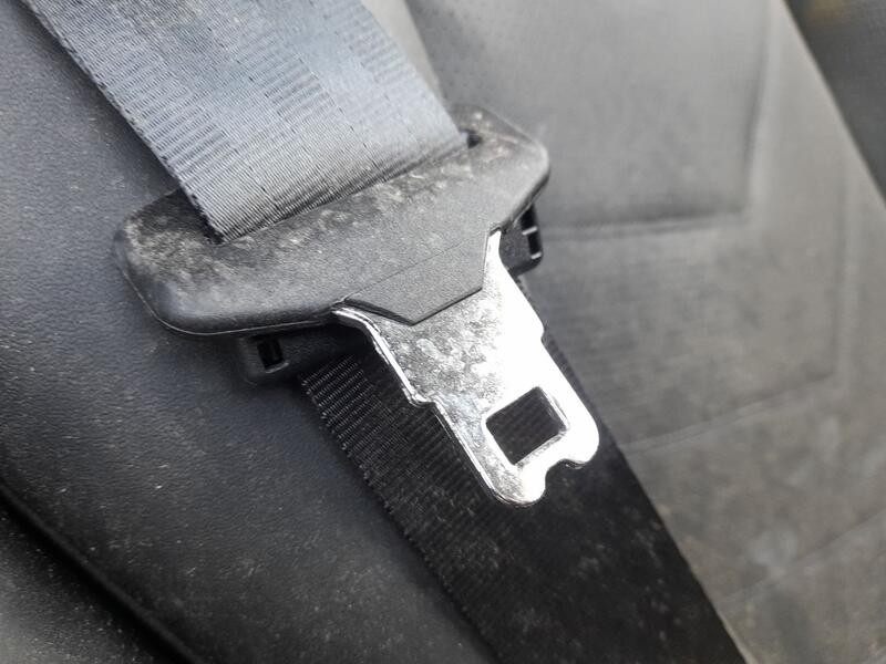 Recambio de cinturon seguridad trasero central para maserati grecale modena mild hybrid q4 referencia OEM IAM   