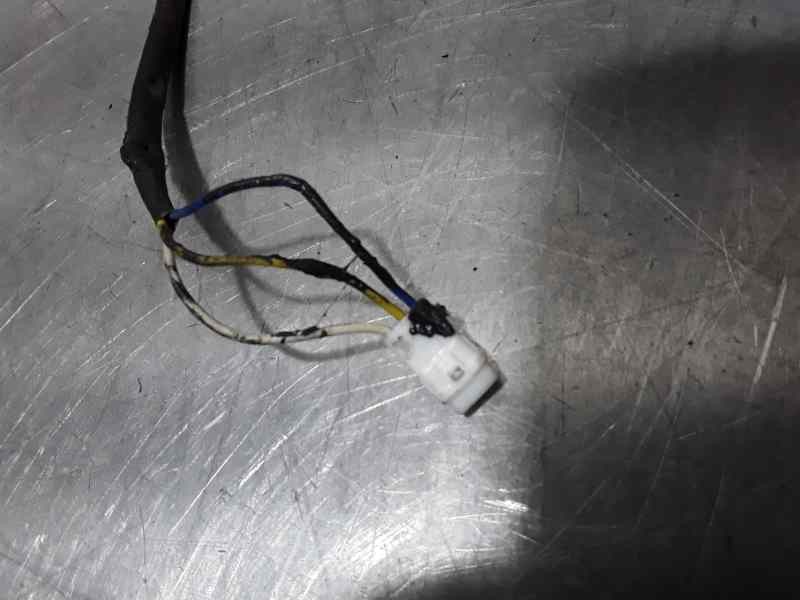 Recambio de retrovisor derecho para hyundai h 1 h 1 combi con puerta de dos referencia OEM IAM  3 CABLES ELECTRICO