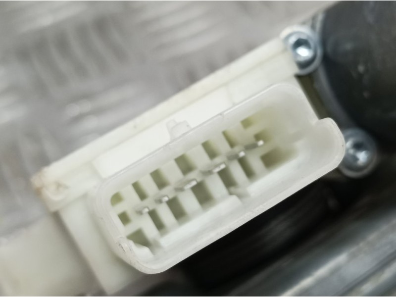 Recambio de elevalunas trasero derecho para peugeot 308 sw allure referencia OEM IAM 122423  ELECTRICO 6 PINS