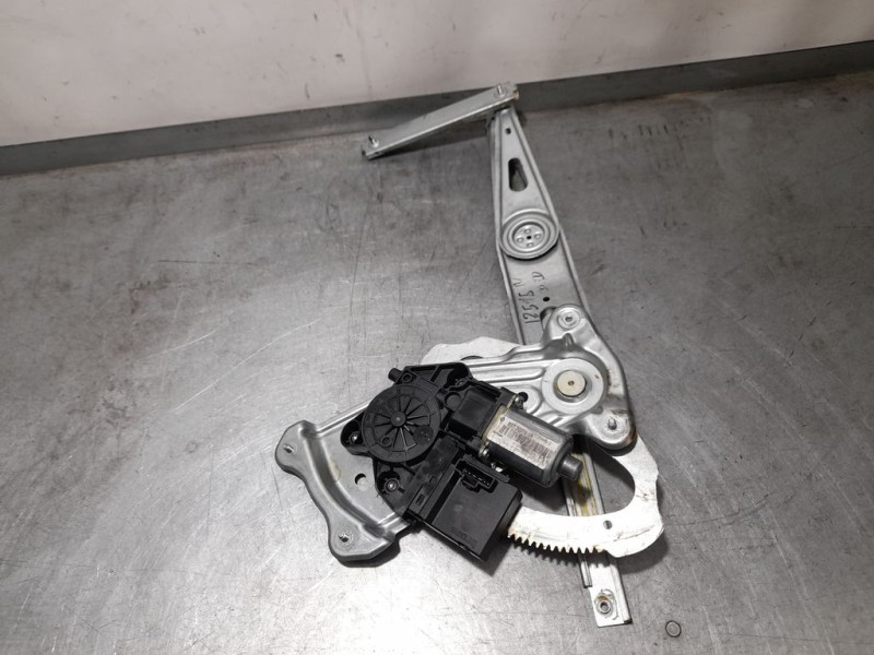 Recambio de elevalunas delantero derecho para renault scenic iii dynamique referencia OEM IAM 807302741R  ELECTRICO 6 PINES