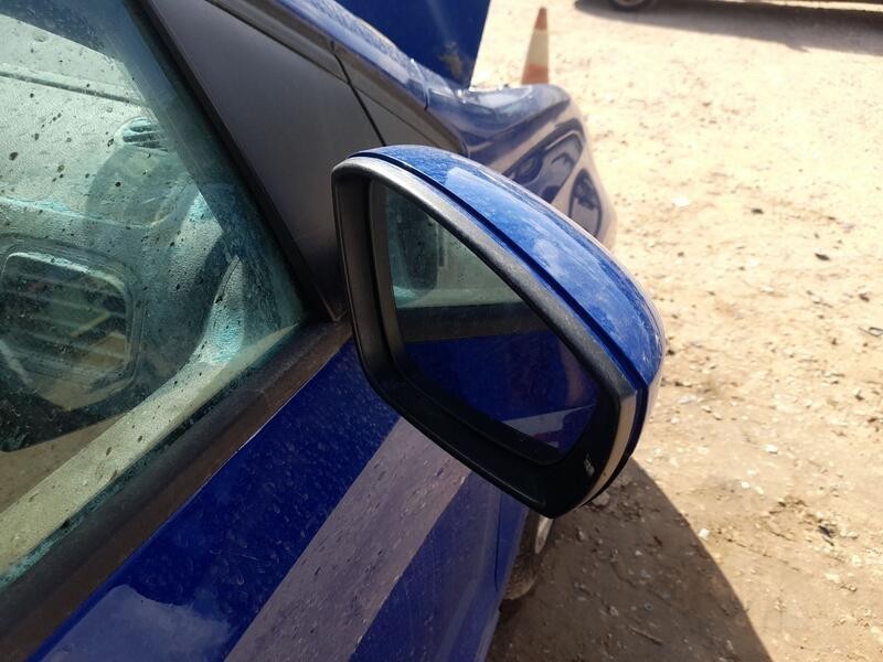 Recambio de retrovisor derecho para volkswagen polo v (6r1, 6c1) 1.4 (6r1) referencia OEM IAM 6R1857508M ELECTRICO 