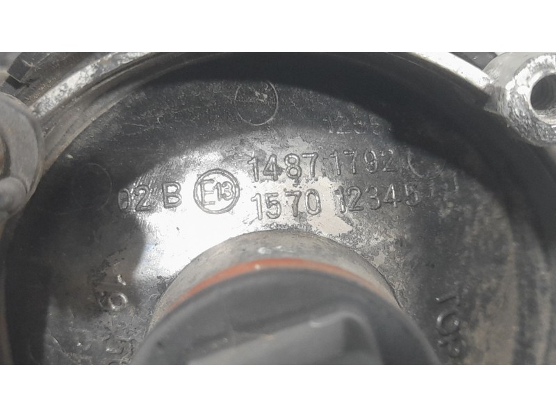 Recambio de faro antiniebla derecho para volvo s40 berlina 2.0 d momentum referencia OEM IAM 31213176 157012345 