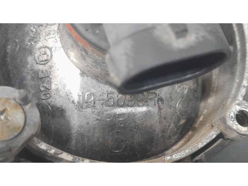 Recambio de faro antiniebla derecho para volvo s40 berlina 2.0 d momentum referencia OEM IAM 31213176 157012345 