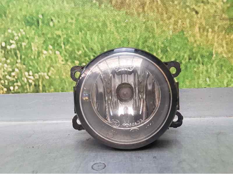Recambio de faro antiniebla derecho para dacia sandero stepway referencia OEM IAM 8200074008 89202503 VALEO