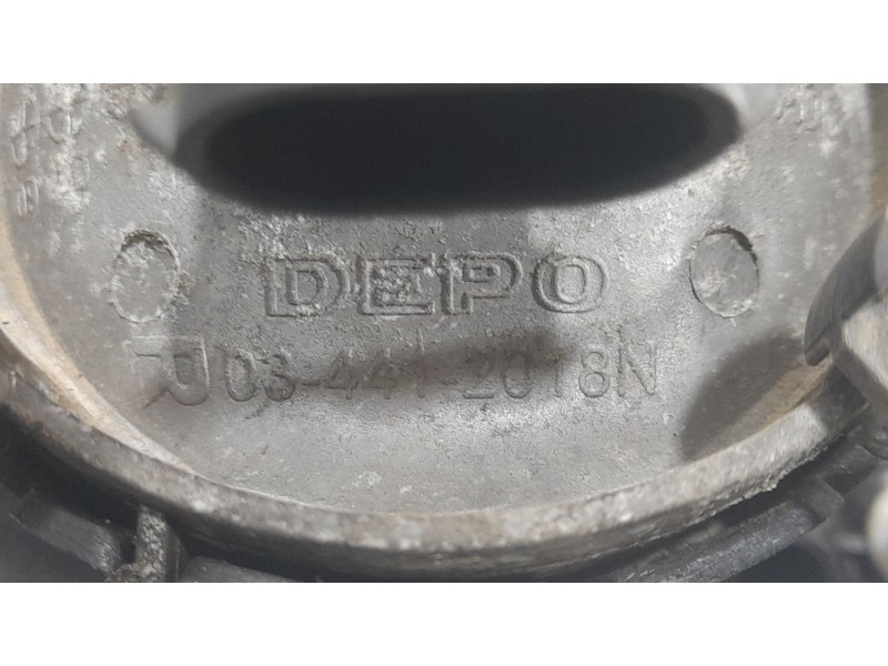 Recambio de faro antiniebla izquierdo para volvo s40 berlina 2.0 d momentum referencia OEM IAM 034412018N  