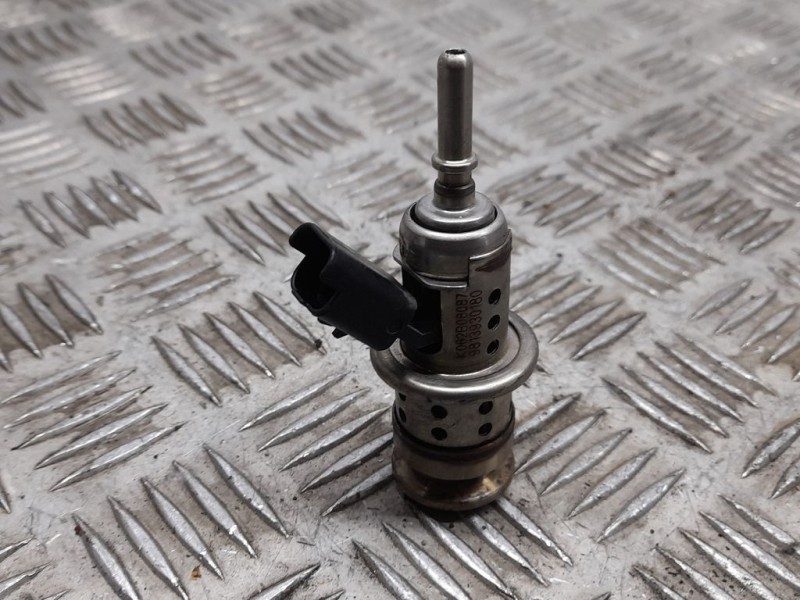 Recambio de inyector adblue para peugeot 508 gt line referencia OEM IAM 9813930148 K062B08087 