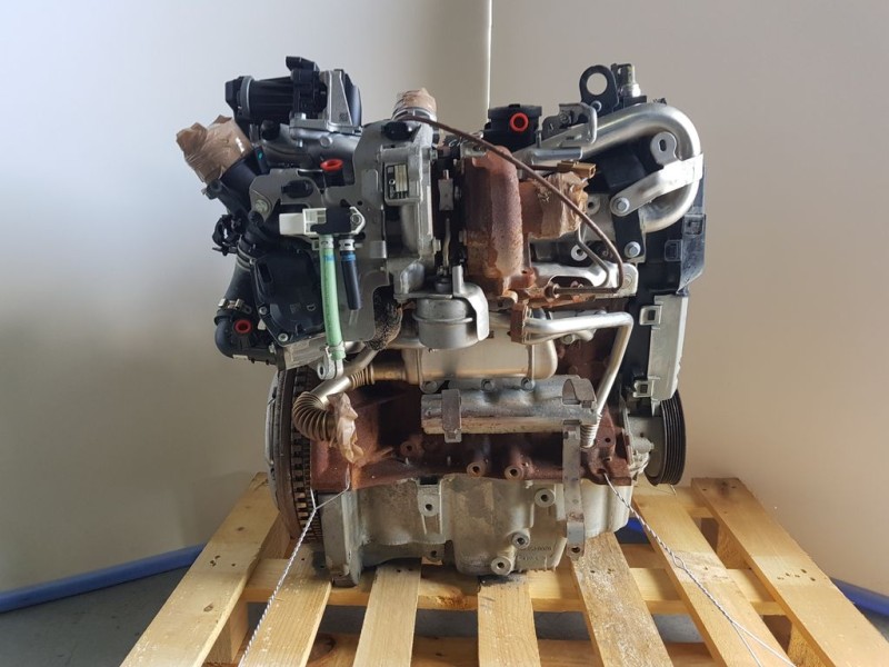 Recambio de motor completo para renault scenic iii dynamique referencia OEM IAM K9K656 D042793 