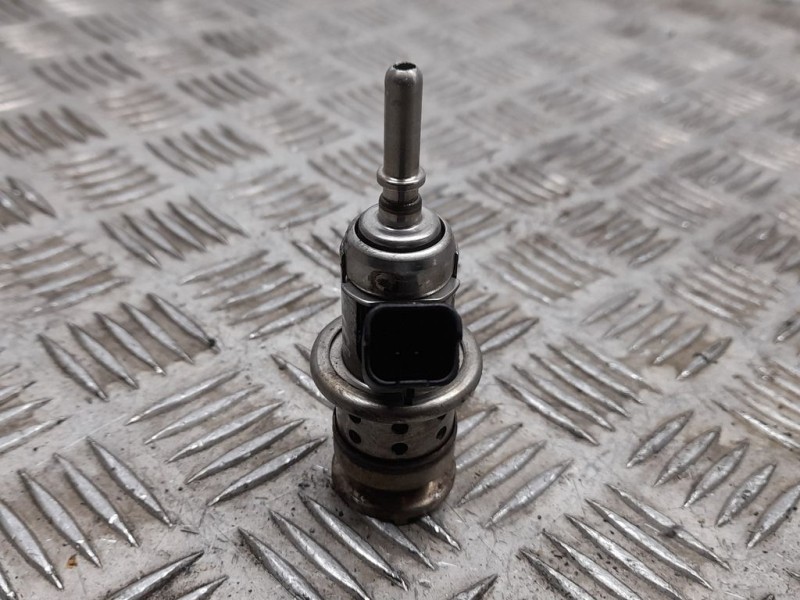 Recambio de inyector adblue para peugeot 508 gt line referencia OEM IAM 9813930148 K062B08087 