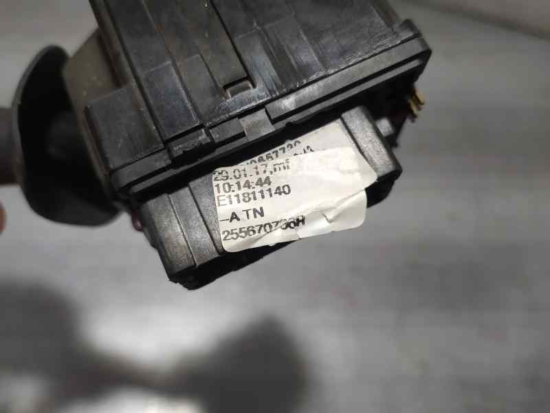 Recambio de mando limpia para dacia dokker express ambiance referencia OEM IAM 255670736R  