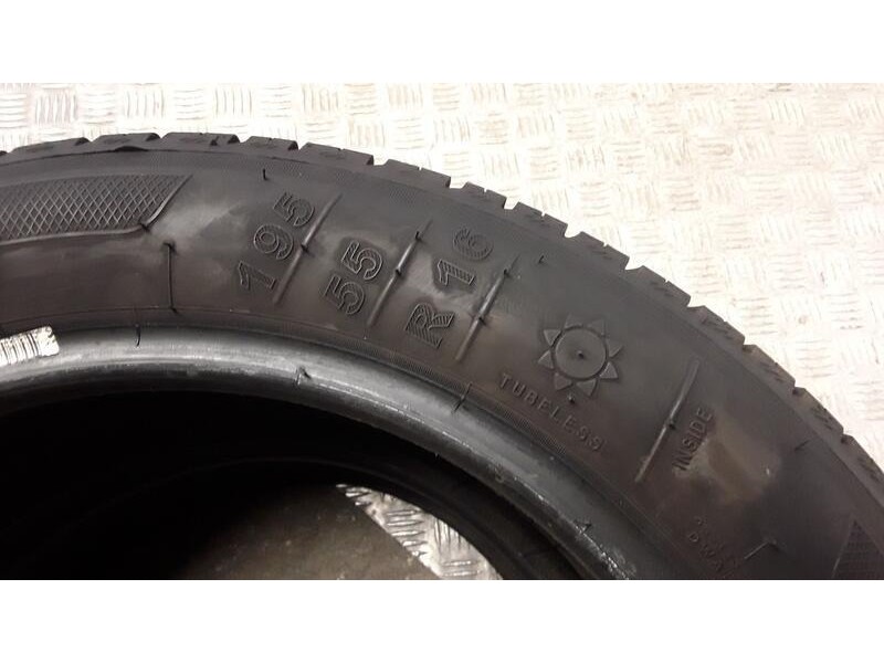 Recambio de neumatico pareja para neumaticos reutilizados - referencia OEM IAM 195551687H KLEBER 195/55/16/87H