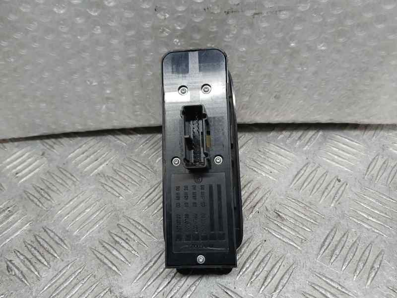 Recambio de mando elevalunas delantero izquierdo para volvo s40 berlina 2.0 d momentum referencia OEM IAM 30773430 C/ MANDO RETR