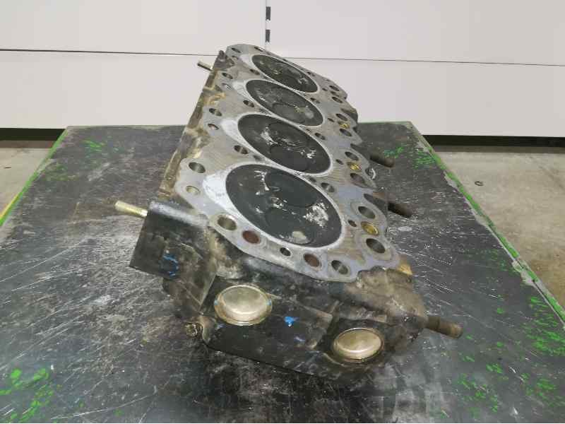 Recambio de culata para nissan cabstar chasis cabina referencia OEM IAM 69T42  SE RECOMIENDA COMPROBAR A PRESIÓN