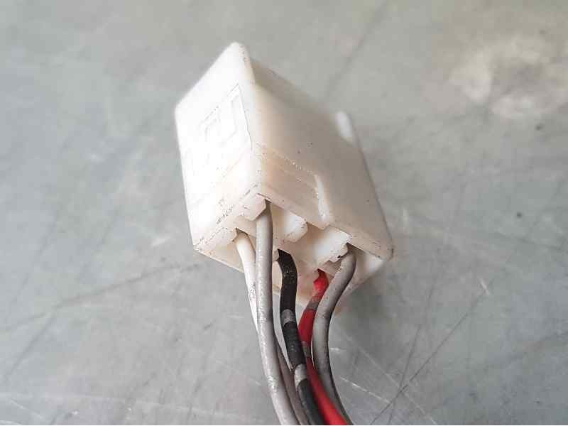 Recambio de retrovisor derecho para toyota yaris (ncp1/nlp1/scp1) 1.3 expo referencia OEM IAM  5 CABLES ELECTRICO