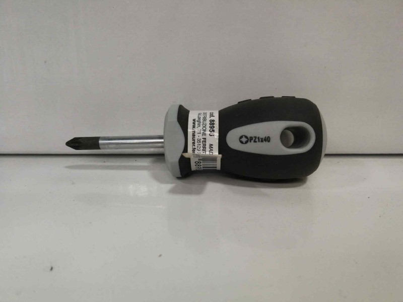 Recambio de destornillador maurer para » otros... no usar standard referencia OEM IAM 8000071889568  ESTRELLA PZ1X40