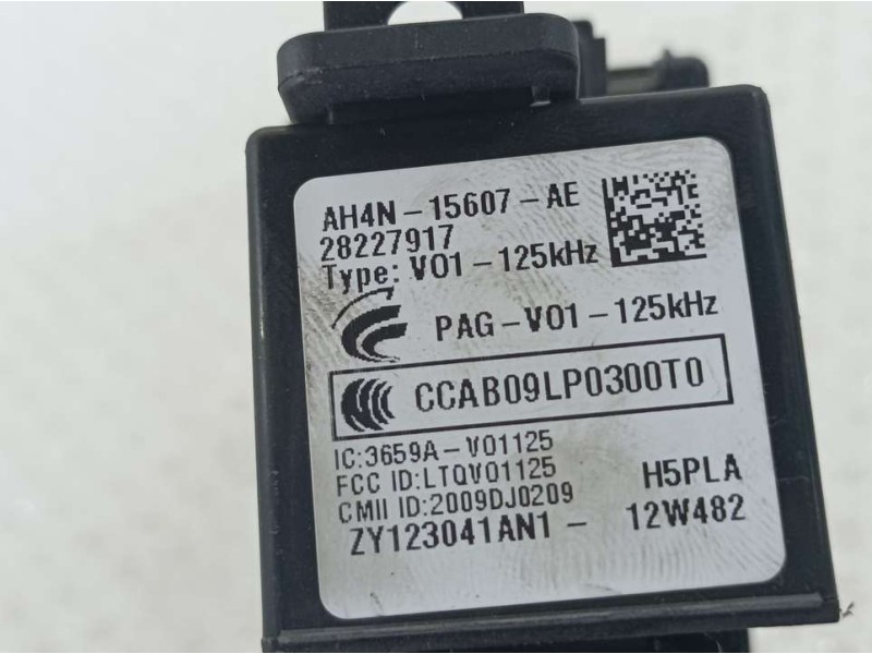 Recambio de conmutador de arranque para volvo xc60 kinetic drive referencia OEM IAM 28227917 AH4N15607AE 