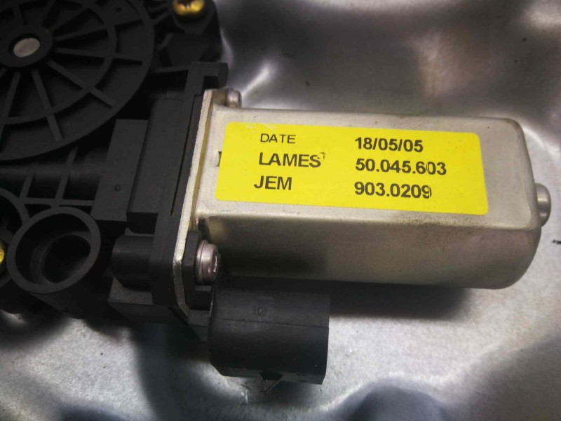 Recambio de elevalunas trasero izquierdo para lancia musa (184) 1.9 jtd oro referencia OEM IAM 50045603  2 PINS