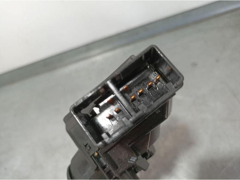 Recambio de mando limpia para toyota iq básico referencia OEM IAM 8465252201  