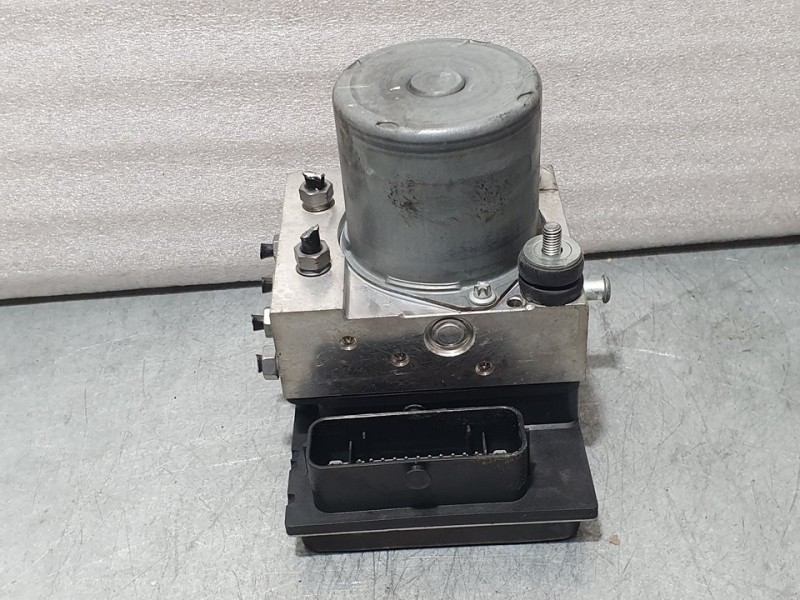 Recambio de abs para seat exeo berlina (3r2) reference referencia OEM IAM 8E0614517 0265234336 BOSCH