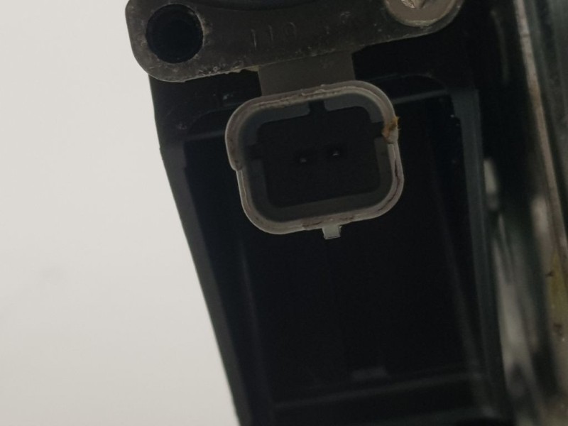 Recambio de elevalunas delantero derecho para peugeot 208 active referencia OEM IAM 9673154380 A002C501 LAMES ELECTRICO