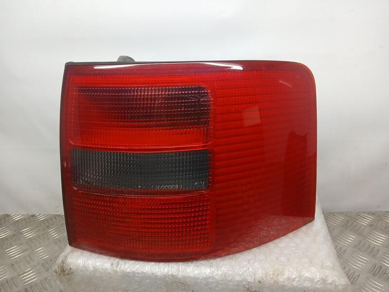 Recambio de piloto trasero derecho para audi a6 avant (4b5) allroad quattro referencia OEM IAM 4B9945096D  