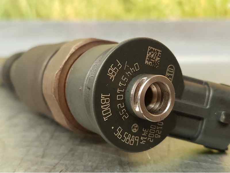 Recambio de inyector para peugeot bipper básico referencia OEM IAM 445110252  BOSCH