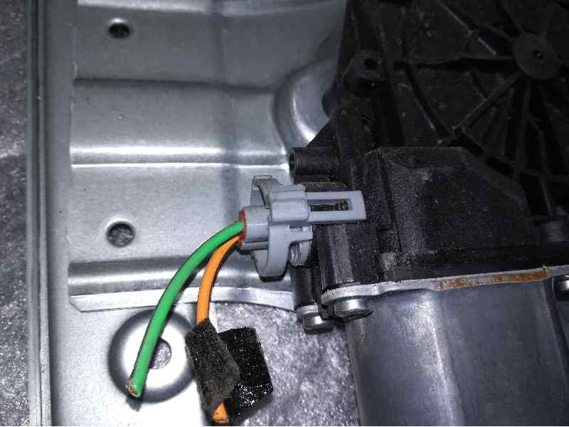 Recambio de elevalunas delantero derecho para renault clio iii 1.5 dci diesel cat referencia OEM IAM 400861F 2 PINS ELECTRICO 