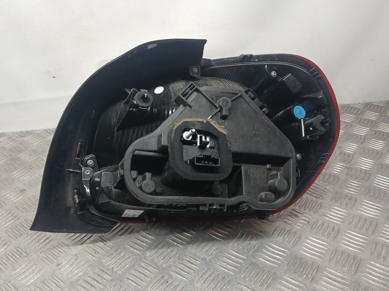 Recambio de piloto trasero izquierdo para citroën c3 comercial referencia OEM IAM 9812257580 L90074661 ROZADO VALEO