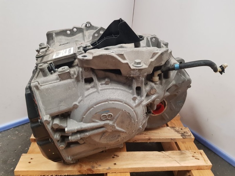 Recambio de caja cambios para volvo s80 berlina d5 executive referencia OEM IAM 36050307 06M3821047 AUTOMATICA