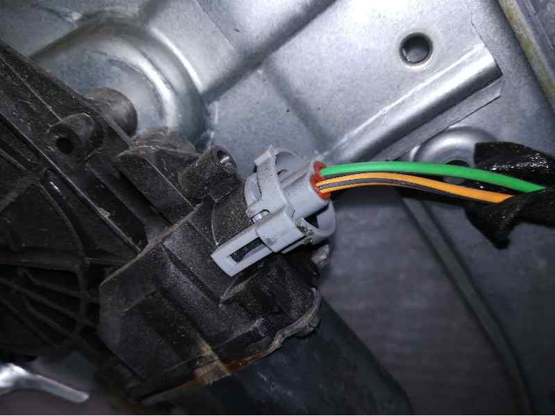 Recambio de elevalunas delantero izquierdo para renault clio iii 1.5 dci diesel cat referencia OEM IAM 400860F 2 PINS ELECTRICO 