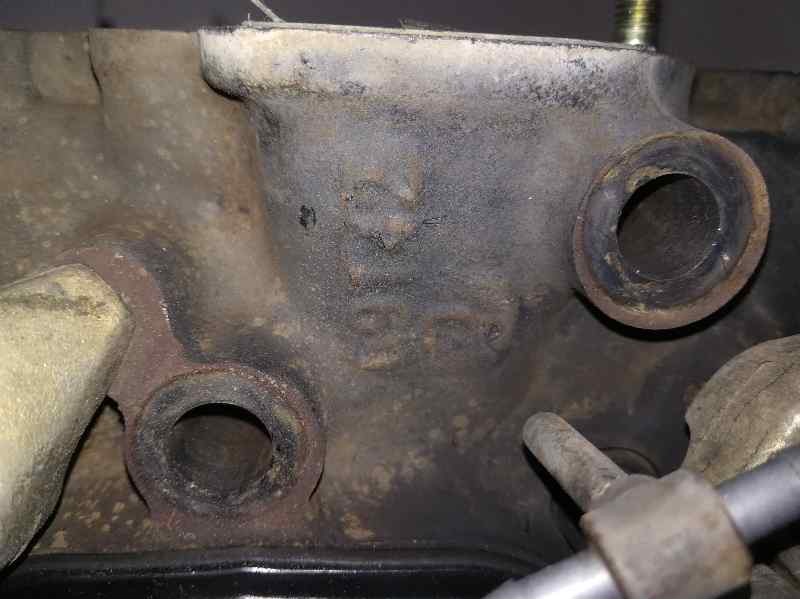 Recambio de culata para nissan cabstar chasis cabina referencia OEM IAM 69T42  SE RECOMIENDA COMPROBAR A PRESIÓN