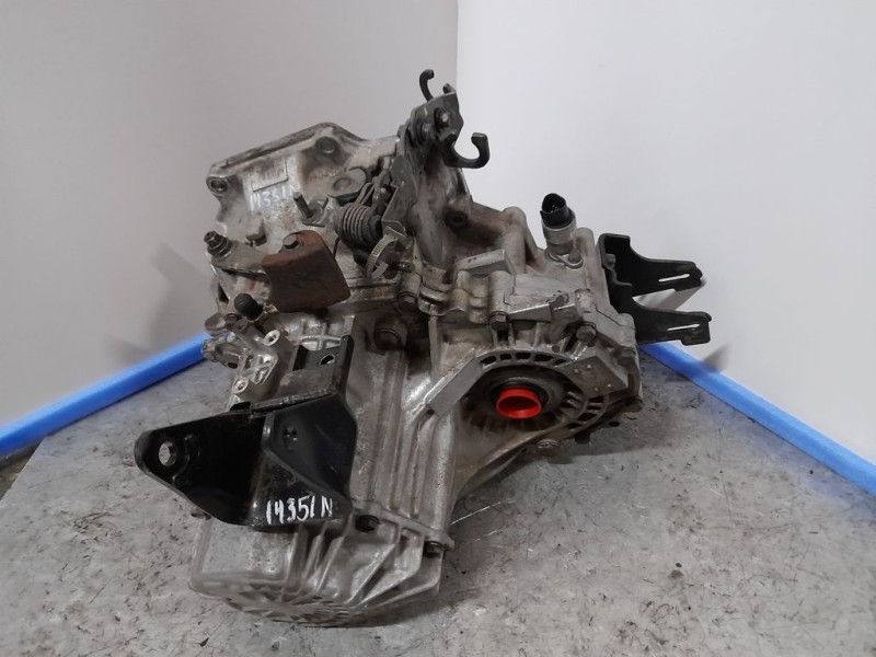 Recambio de caja cambios para hyundai coupe (gk) 1.6 fx referencia OEM IAM 4300028713  5VELOCIDADES