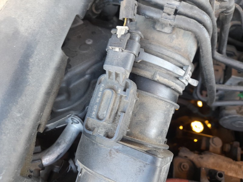 Recambio de caudalimetro para seat ibiza iv (6j5, 6p1) 1.4 tdi referencia OEM IAM 04L906461B  