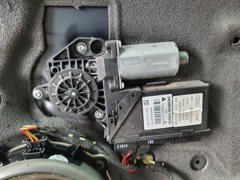 Recambio de elevalunas trasero derecho para seat exeo berlina (3r2) reference referencia OEM IAM   ELÉCTRICO