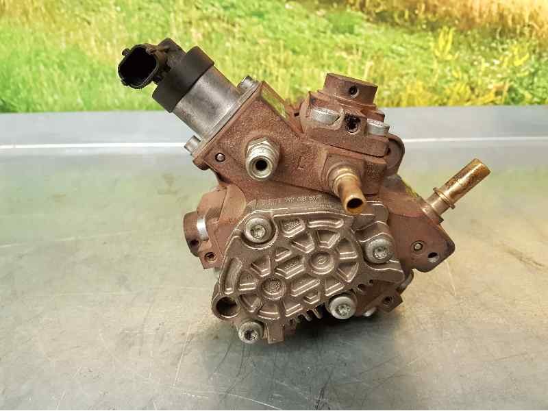 Recambio de bomba alta presion para peugeot 207 1.6 16v hdi referencia OEM IAM 9683703780 0445010102 BOSCH