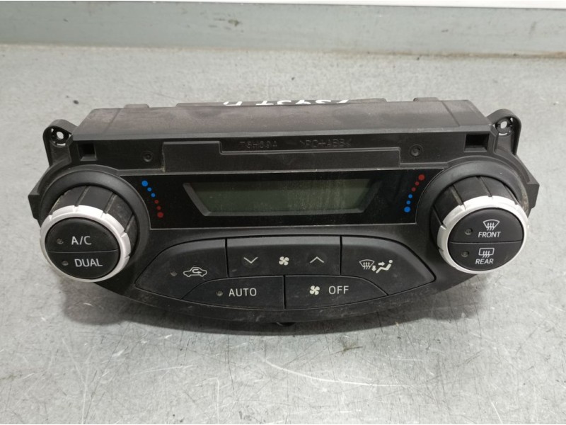 Recambio de mando climatizador para toyota yaris active referencia OEM IAM 559000D780C1  