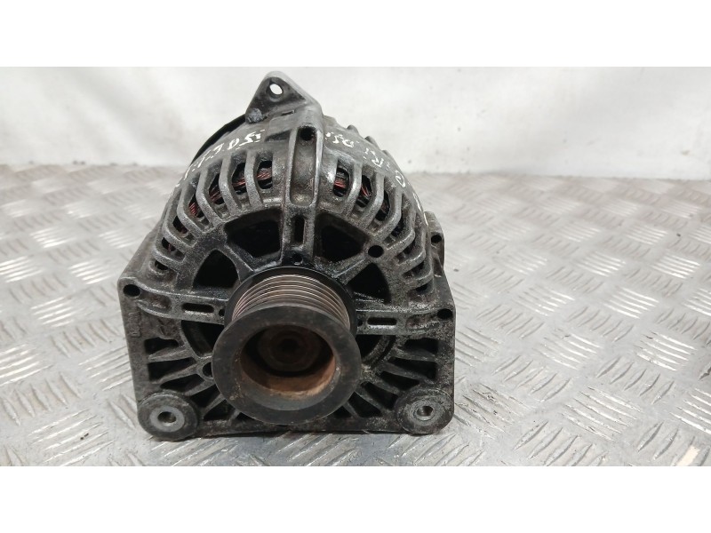 Recambio de alternador para renault laguna ii (bg0/1_) 1.9 dci (bg0r, bg0e) referencia OEM IAM 8200290215 VALEO 2542818D