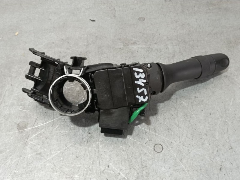 Recambio de mando luces para toyota yaris active referencia OEM IAM 841400D300  