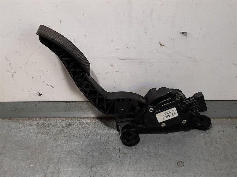 Recambio de potenciometro pedal para hyundai i20 classic referencia OEM IAM B9010  