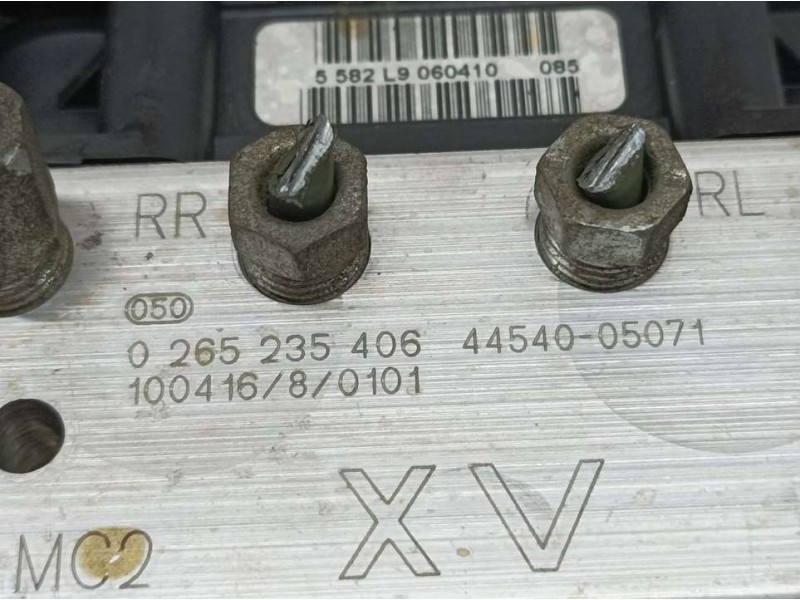 Recambio de abs para toyota avensis (t27) active referencia OEM IAM 4454005071 0265235406 BOSCH