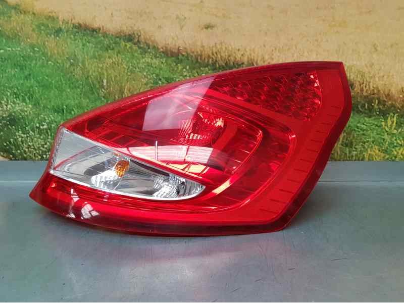 Recambio de piloto trasero derecho para ford fiesta (cb1) ghia referencia OEM IAM 8A6113A602AB  