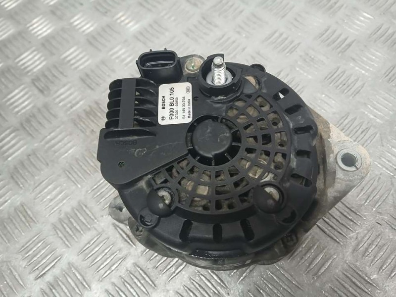 Recambio de alternador para hyundai i10 classic referencia OEM IAM 3730002850 F000BL0105 BOSCH