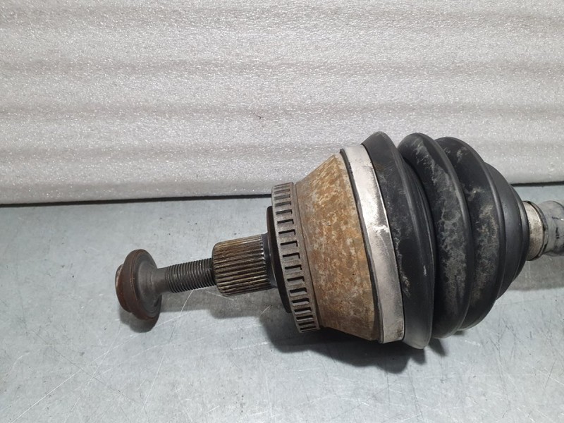 Recambio de transmision delantera derecha para seat exeo berlina (3r2) reference referencia OEM IAM 8E0407272AT  