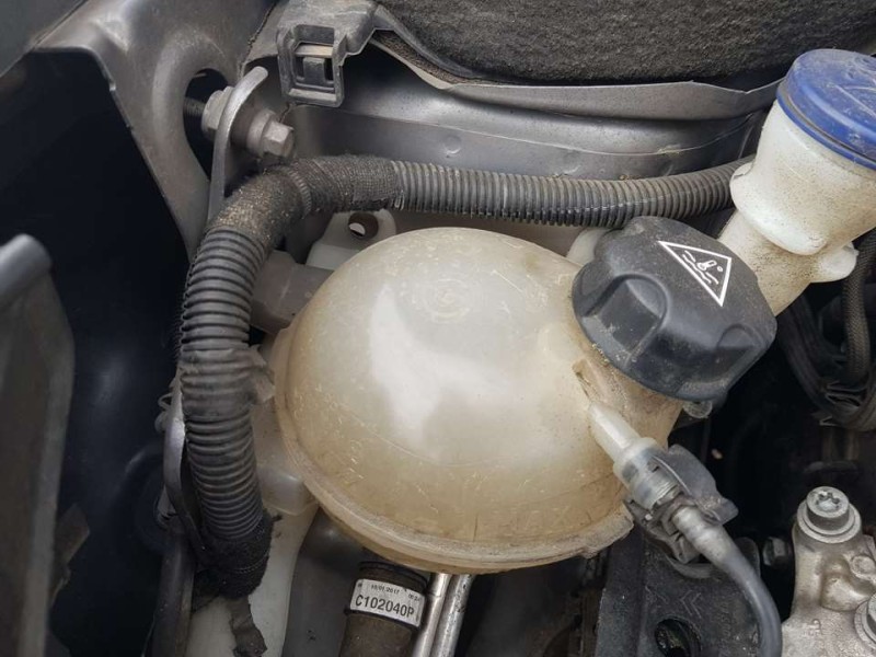 Recambio de deposito expansion para peugeot 2008 (--.2013) style referencia OEM IAM 9800777280  
