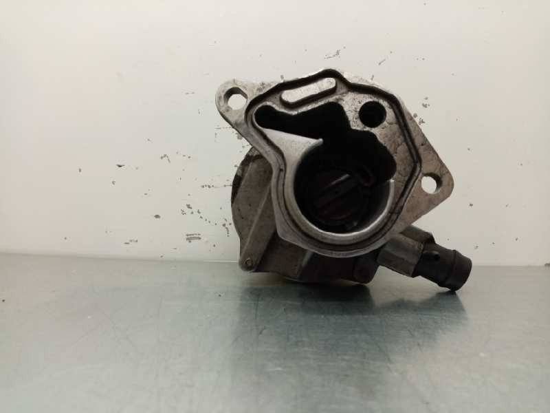 Recambio de depresor freno / bomba vacio para renault clio ii fase i (b/cbo) 1.9 diesel referencia OEM IAM   