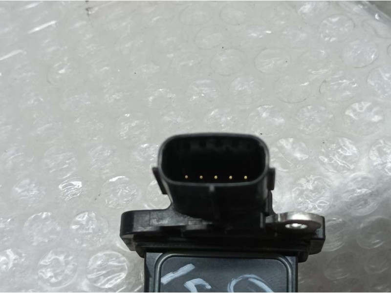 Recambio de caudalimetro para toyota avensis (t27) active referencia OEM IAM 2220426010 AFH70M77 